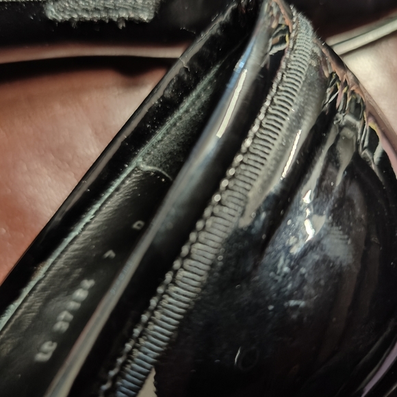 SALVATORE FERRAGAMO Black Patent Leather Tuxedo Shoes size 7 - Picture 4 of 10